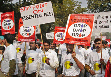 India protesta farmaco